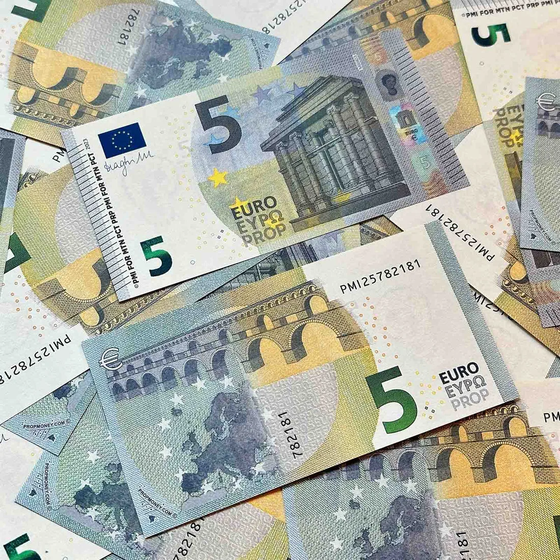 €5|€10|€20 prop euro banknote stacks